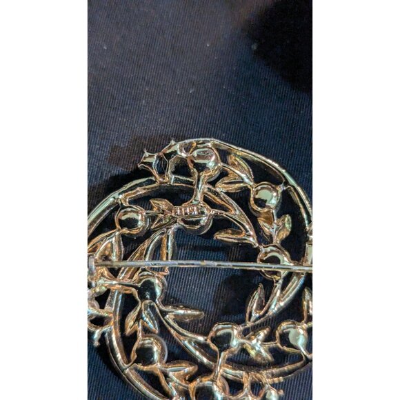 Gold Tone Circle Brooch Faux Pearls Rhinestones Leaf Design Vintage Floral Jewel - Picture 5 of 6